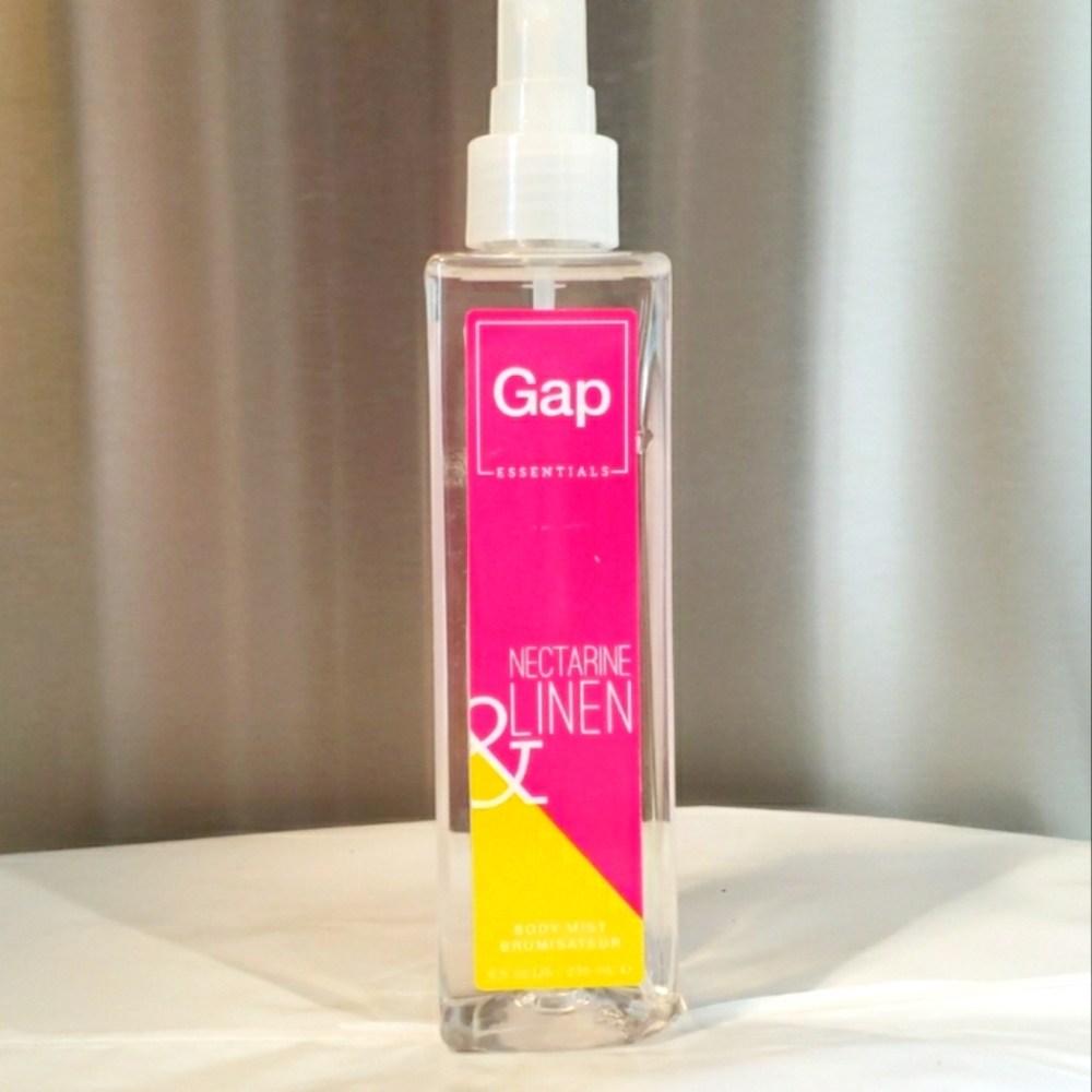 Discontinued Gap Nectarine & Linen Body Mist